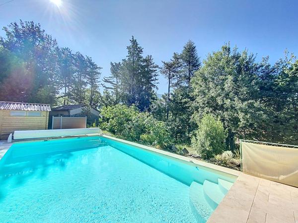 Élégante Maison de Maître à Noyers sur Jabron