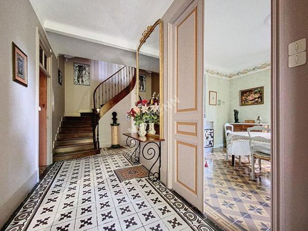 Élégante Maison de Maître à Noyers sur Jabron