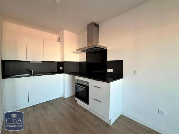 Appartement à louer 3 pièces 64m² Valenciennes (59300)