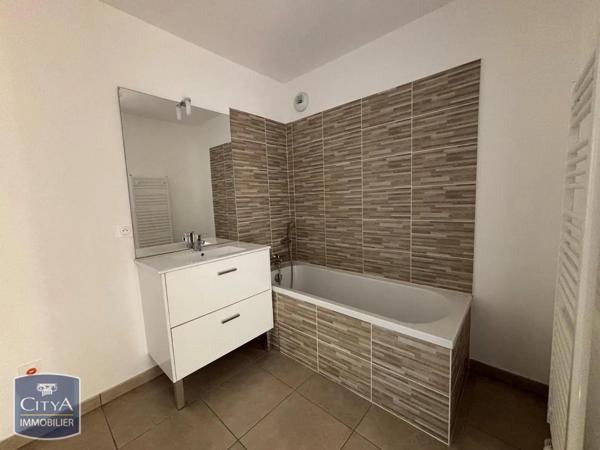 Appartement à louer 3 pièces 64m² Valenciennes (59300)