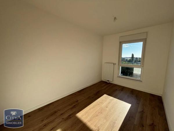 Appartement à louer 3 pièces 64m² Valenciennes (59300)