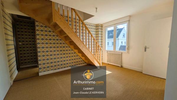 Vente                                                      Maison
                        
                     6 pièces                      131 m2                     à Saint-Brieuc