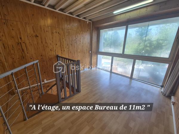 Local d activites de 35 m²