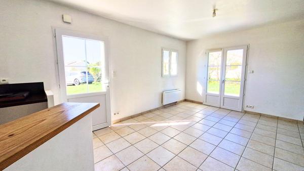 A proximité immédiate du centre-ville, au calme.