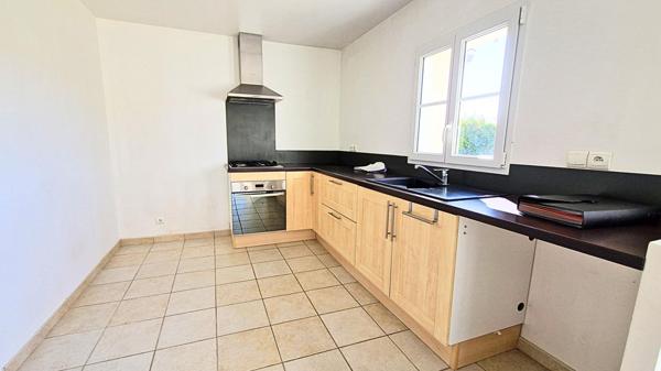 A proximité immédiate du centre-ville, au calme.