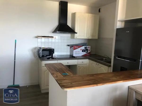 Appartement à louer 3 pièces 58.18m² Saint-Denis (97490)