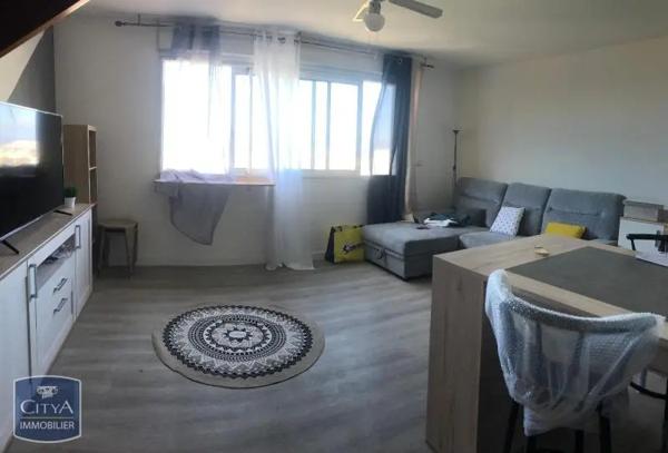 Appartement à louer 3 pièces 58.18m² Saint-Denis (97490)