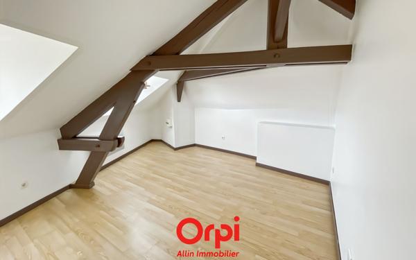 Appartement à vendre    3 pièces •  Désertines