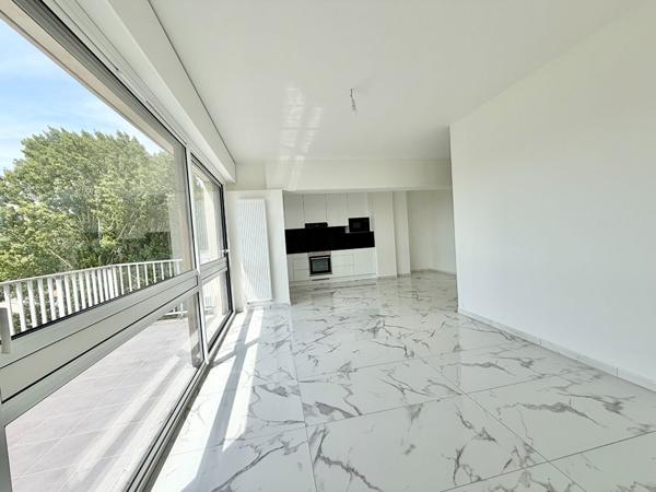 Appartement Garches 2 pièces 52 m2 en dernier étage