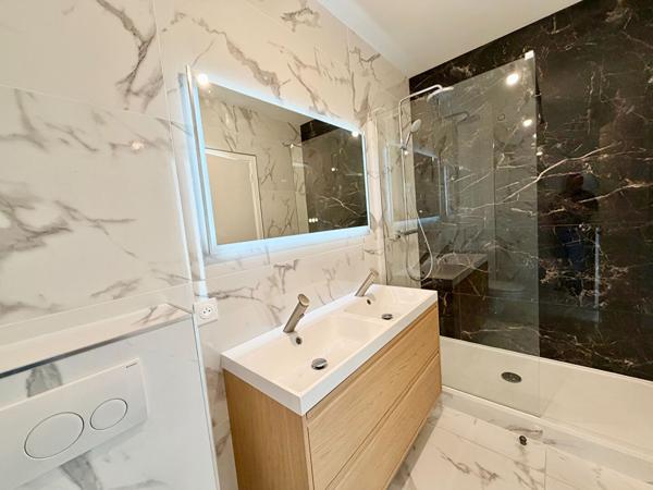 Appartement Garches 2 pièces 52 m2 en dernier étage