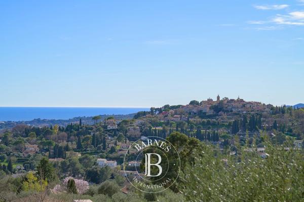 Mougins, Villa 11 Chambres -  600 m² à vendre