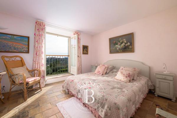 Mougins, Villa 11 Chambres -  600 m² à vendre