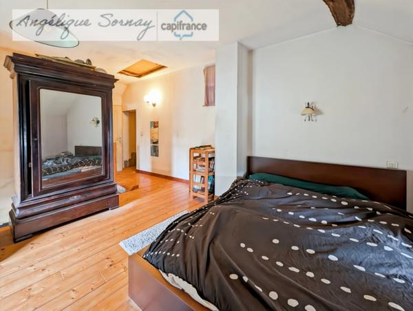 Maison de caractère en pierre – Baume-les-Messieurs (Jura)