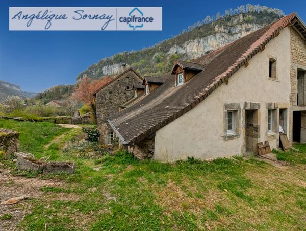Maison de caractère en pierre – Baume-les-Messieurs (Jura)