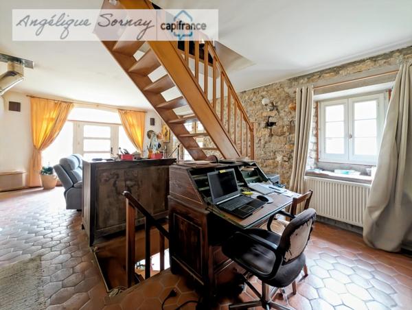 Maison de caractère en pierre – Baume-les-Messieurs (Jura)