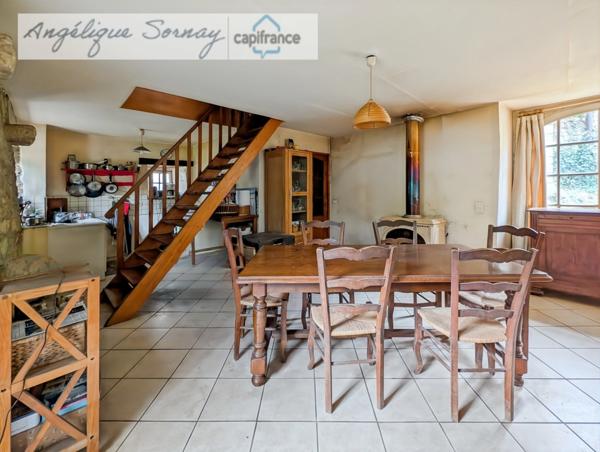 Maison de caractère en pierre – Baume-les-Messieurs (Jura)