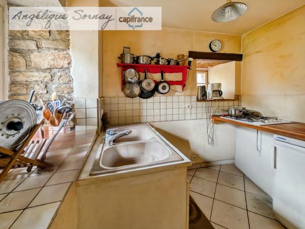 Maison de caractère en pierre – Baume-les-Messieurs (Jura)