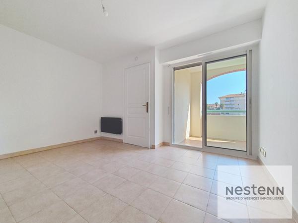 port fréjus, studio, 1 chambre, vue port et calme