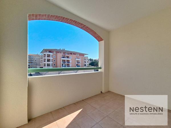 port fréjus, studio, 1 chambre, vue port et calme