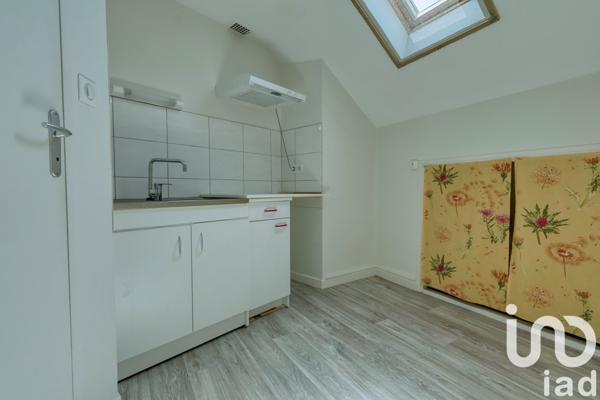 Building for sale 367 m² Le Cheylard