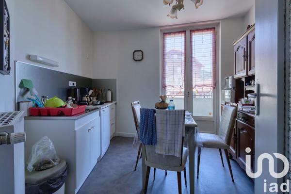 Building for sale 367 m² Le Cheylard