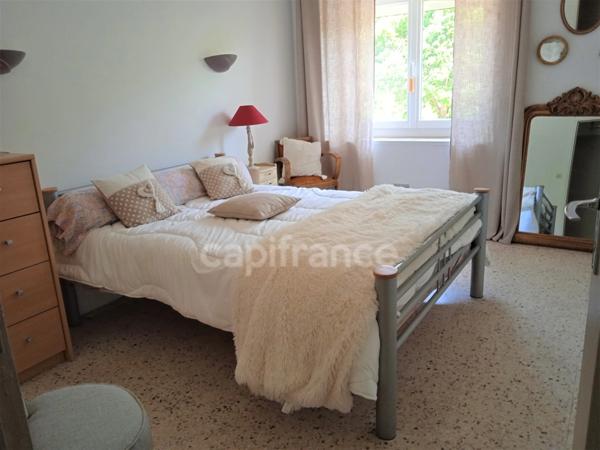 MAGNIFIQUE MAISON DU 19è AVEC 4 DEPENDANCES ET TERRAIN CONSTRUCTIBLE