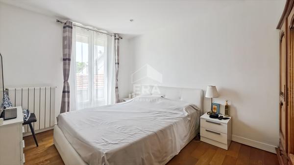 Montreuil Maison 4 pièces 90 m2 avec terrasse, véranda, box et remise