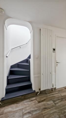 Montreuil Maison 4 pièces 90 m2 avec terrasse, véranda, box et remise
