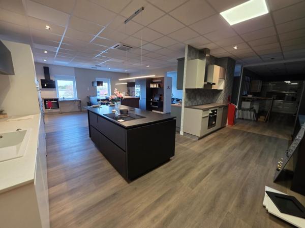 Bureaux de 172² au 1er étage à ACHERES