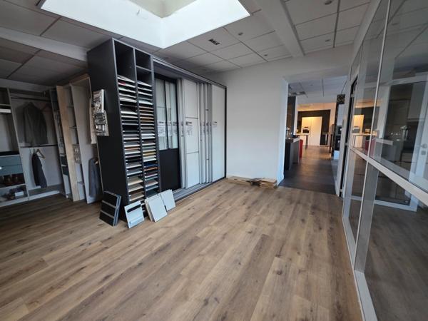 Bureaux de 172² au 1er étage à ACHERES