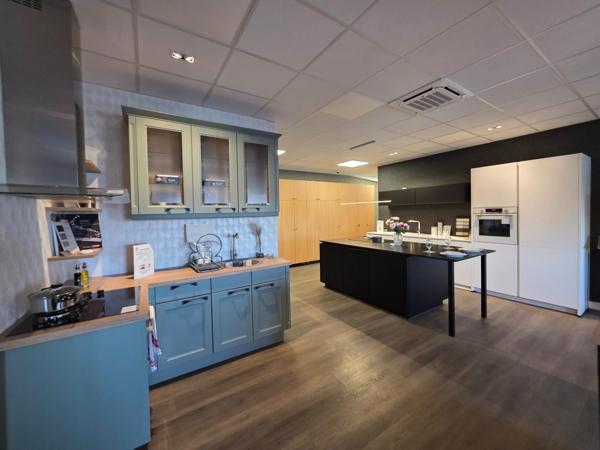 Bureaux de 172² au 1er étage à ACHERES