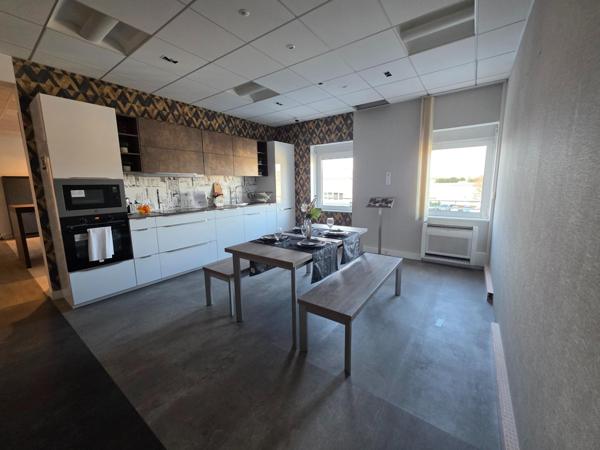 Bureaux de 172² au 1er étage à ACHERES