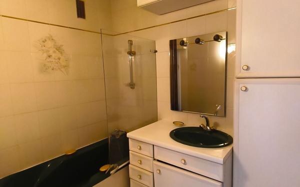 Appartement à vendre    4 pièces • 76,07 m2 Maisons-Alfort