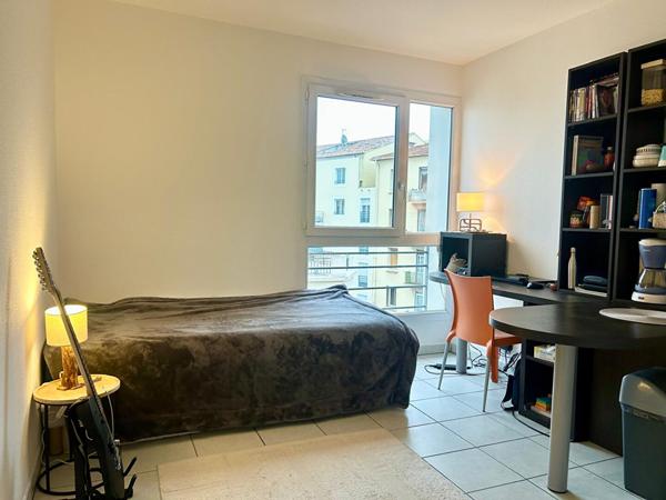 Appartement Toulon EST 1 pièce(s) 18m²
