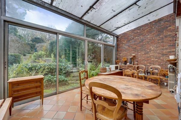 SEVRES RIVE DROITE - Maison de charme 1 250 000 € ** - Référence 589-S