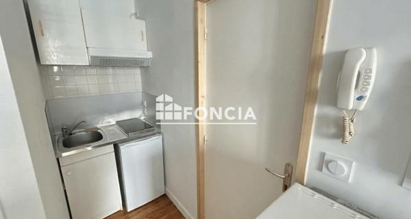 À vendre Studio 13.69 m² - Rochefort 17300