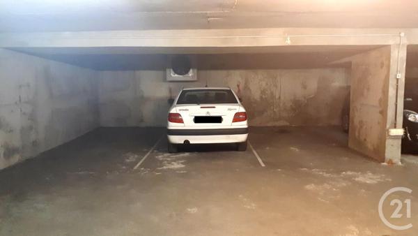 Parking à vendre  10,76 m2 PARIS - 75015