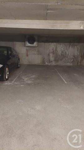 Parking à vendre  10,76 m2 PARIS - 75015