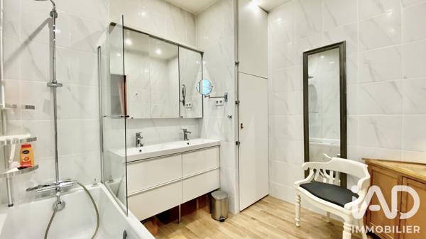 Maison à vendre 7 pièces 145,59 m² Bois-Colombes
