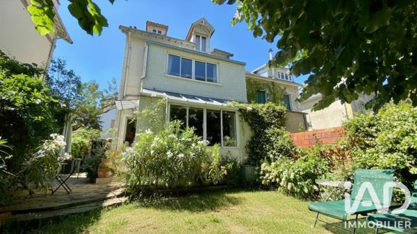 Maison à vendre 7 pièces 145,59 m² Bois-Colombes