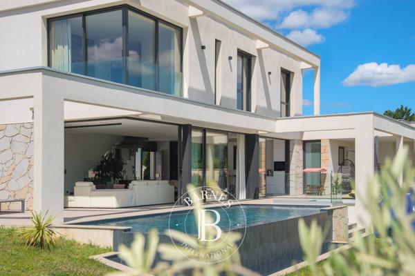 Limonest, Maison 4 Chambres -  275 m² à vendre