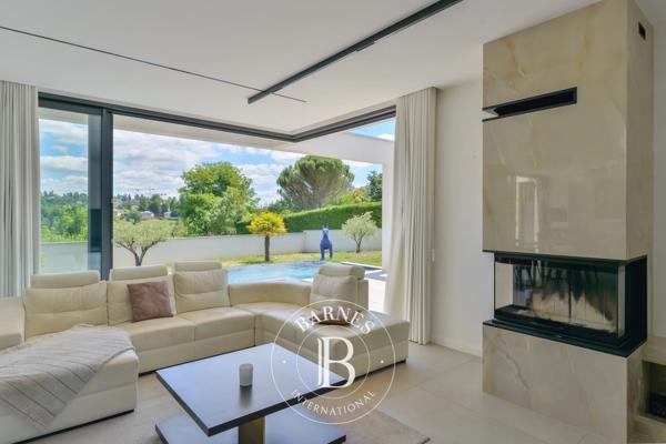 Limonest, Maison 4 Chambres -  275 m² à vendre