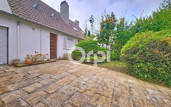 Maison à vendre    4 pièces • 84,58 m2 Saint-Fargeau-Ponthierry