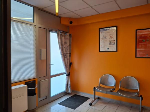 Local commercial polyvalent – Résidence Couronne de Gigny