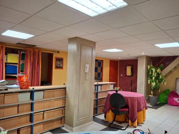Local commercial polyvalent – Résidence Couronne de Gigny