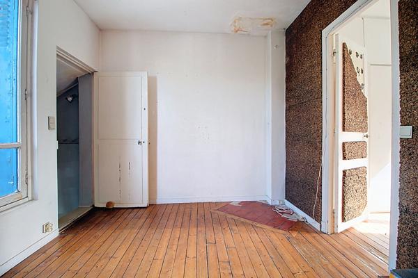 MAISON ** A RENOVER ** NANTERRE VIEUX-PONT 2 CHAMBRES JARDIN