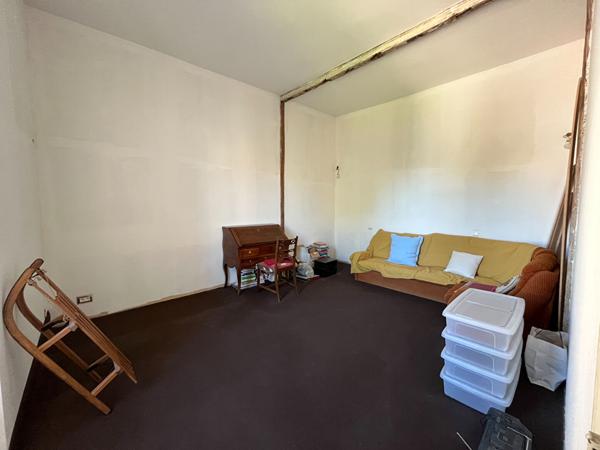 Maison familiale avec jardin et dépendances Poitiers Quartier Chilvert