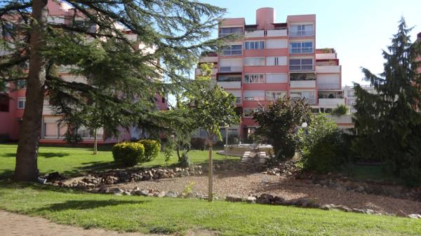 Parking – résidence Héliotropes Poitiers
