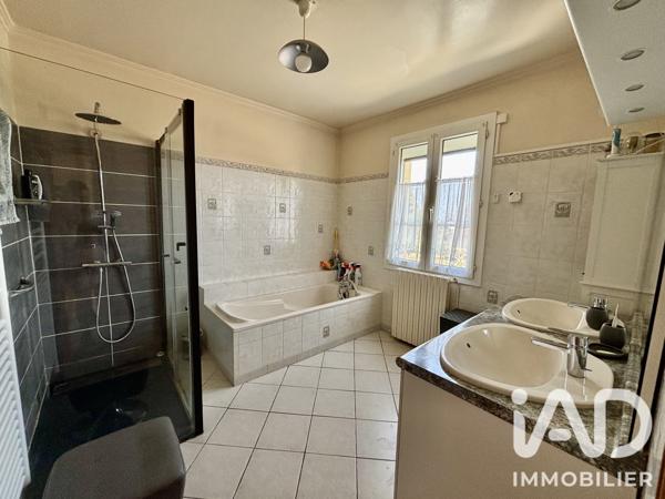 Maison à vendre 5 pièces 149 m² Salignac-Eyvigues