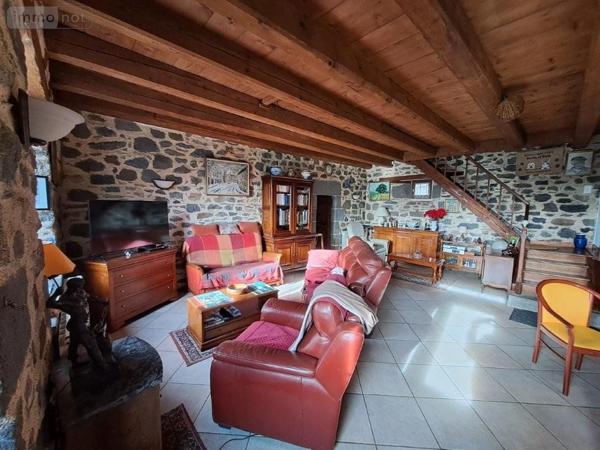 Maison à vendre à Neuvéglise-sur-Truyère dans le Cantal (15260), ref : 044/1262